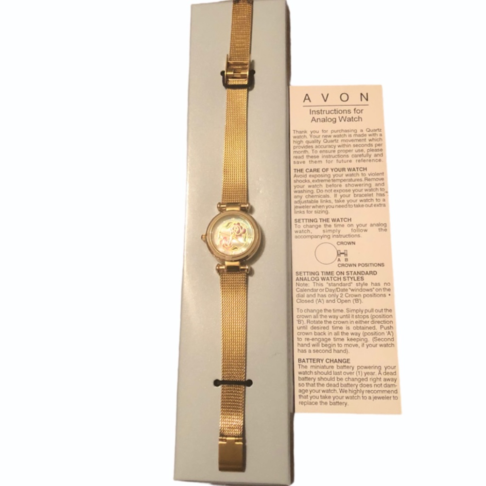 NIB Mother of Pearl GoldTone Mesh Strap Watch